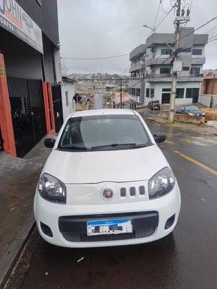FIAT UNO 1.0 EVO VIVACE 8V FLEX 2P MANUAL FIAT UNO 1.0 EVO VIVACE 8V FLEX 2P MANUAL